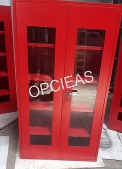 Employee storage lockers